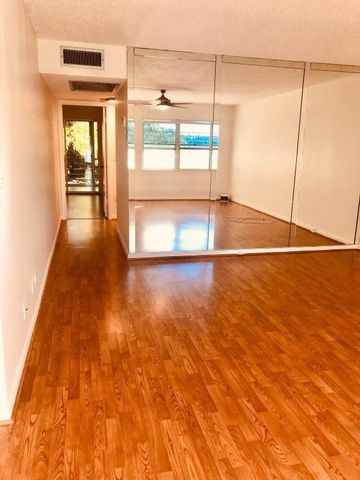 2069 Oakridge F 2069, Deerfield Beach, FL 33442