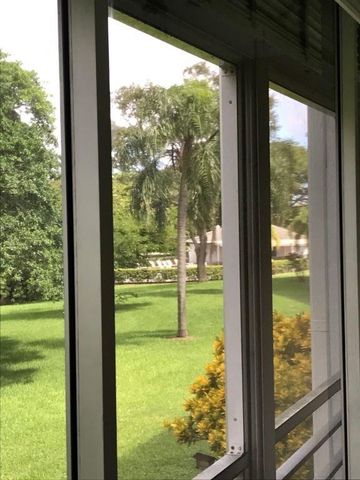 2069 Oakridge F 2069, Deerfield Beach, FL 33442