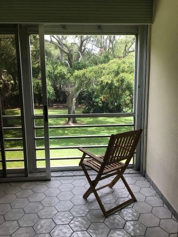 2069 Oakridge F 2069, Deerfield Beach, FL 33442