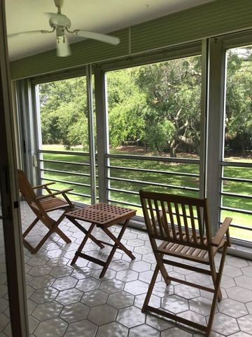 2069 Oakridge F 2069, Deerfield Beach, FL 33442