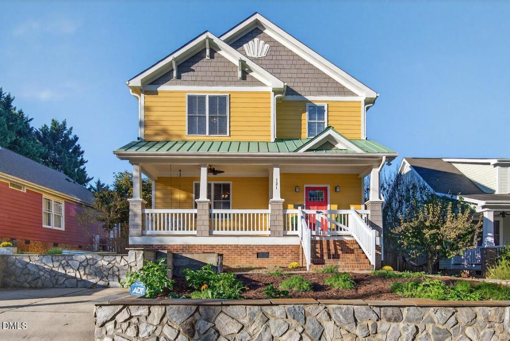 121 E Seeman Street, Durham, NC 27701