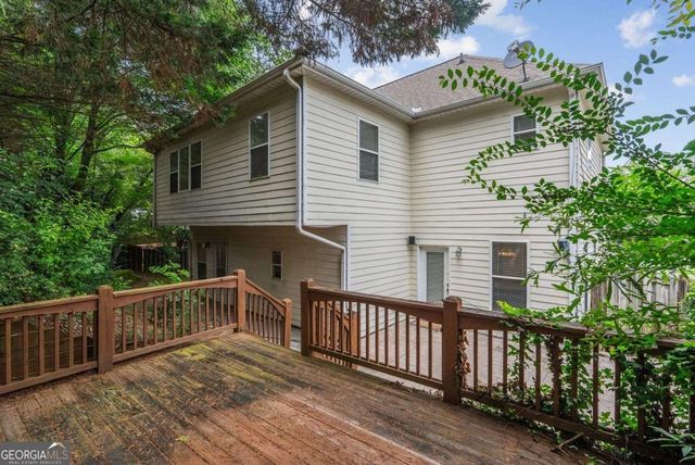1366 Brookhaven Village Circle NE, Brookhaven, GA 30319