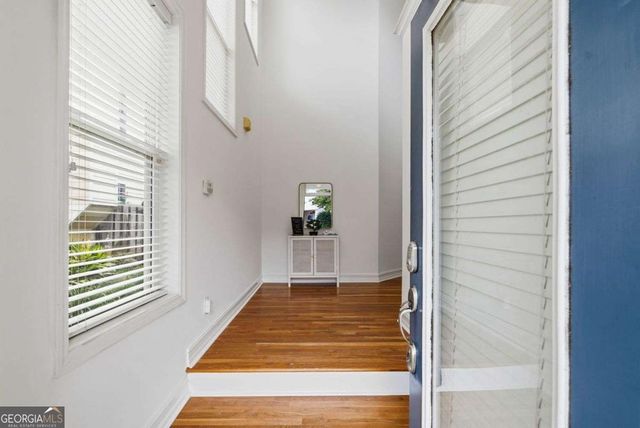 1366 Brookhaven Village Circle NE, Brookhaven, GA 30319