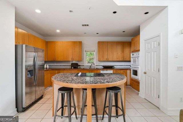 1366 Brookhaven Village Circle NE, Brookhaven, GA 30319