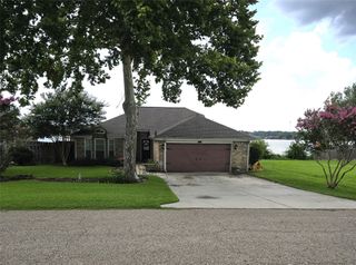 13530 Bunker Hill Drive, Willis, TX 77318