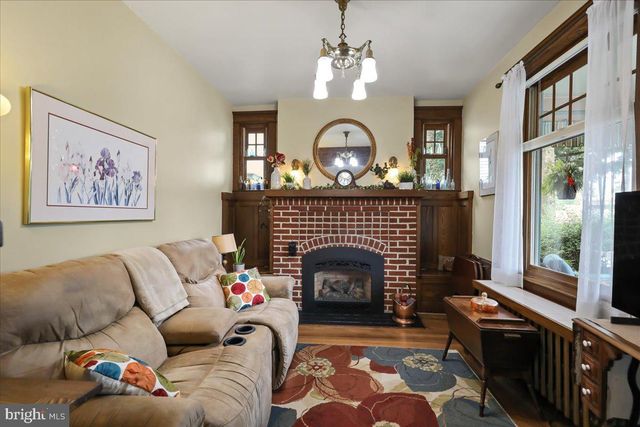 103 S HAZEL ST, Manheim, PA 17545