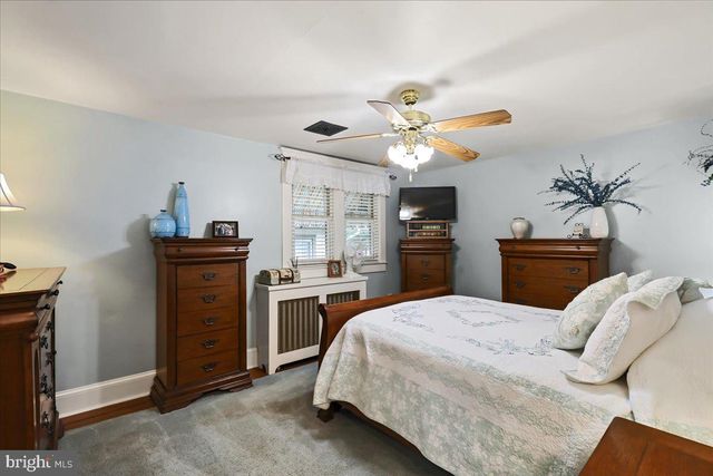 103 S HAZEL ST, Manheim, PA 17545