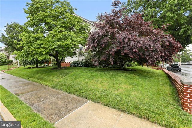 103 S HAZEL ST, Manheim, PA 17545