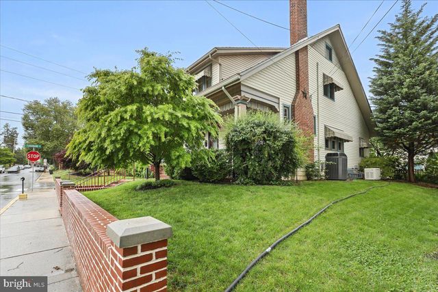 103 S HAZEL ST, Manheim, PA 17545