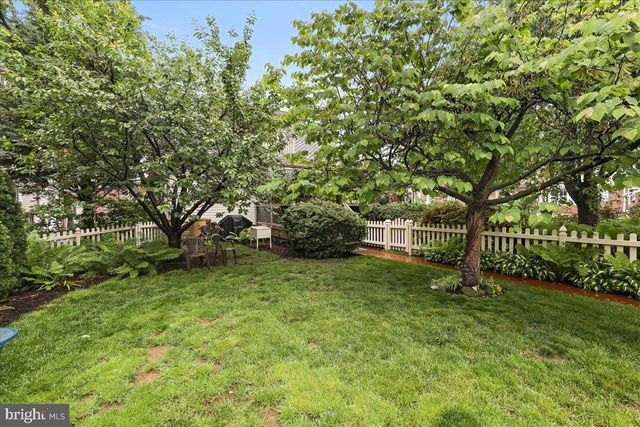 103 S HAZEL ST, Manheim, PA 17545