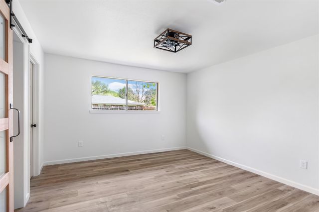 2403 Heather Street, Highlands, TX 77562