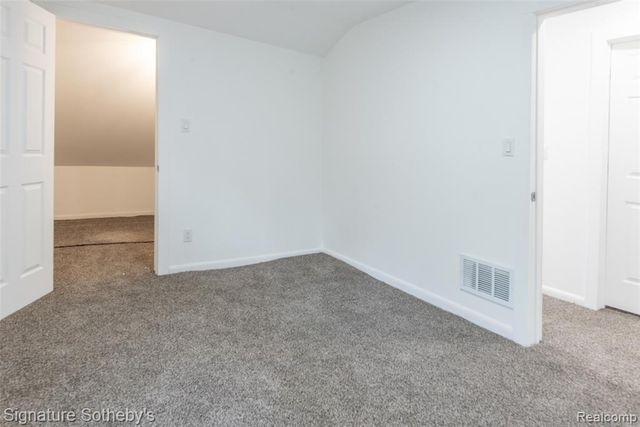 11104 Cloverlawn Street, Detroit, MI 48204