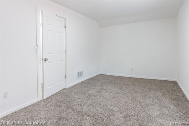 11104 Cloverlawn Street, Detroit, MI 48204