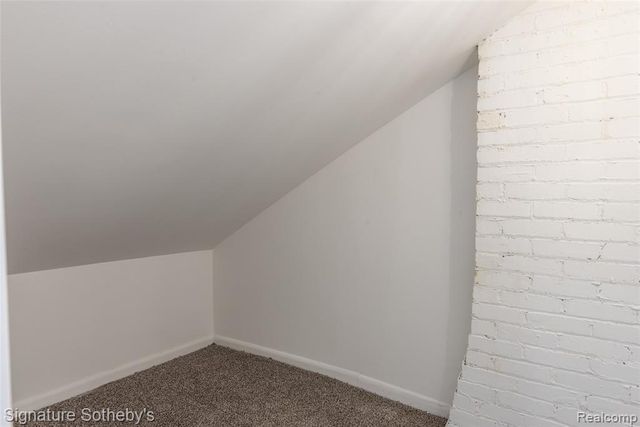 11104 Cloverlawn Street, Detroit, MI 48204