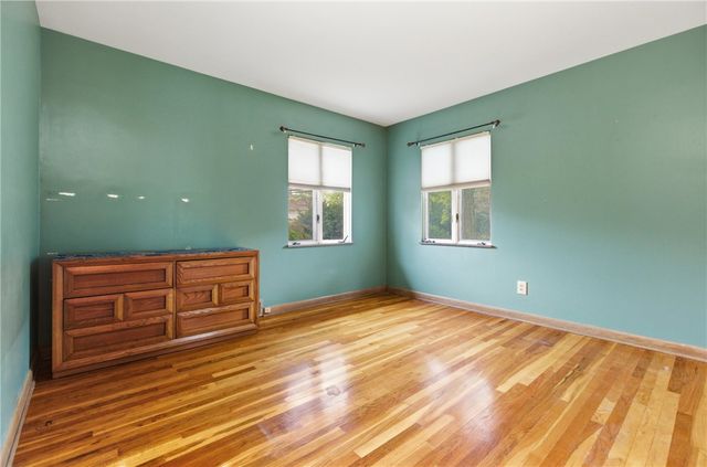 200 Marshall Dr, Mckeesport, PA 15132