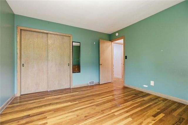 200 Marshall Dr, Mckeesport, PA 15132