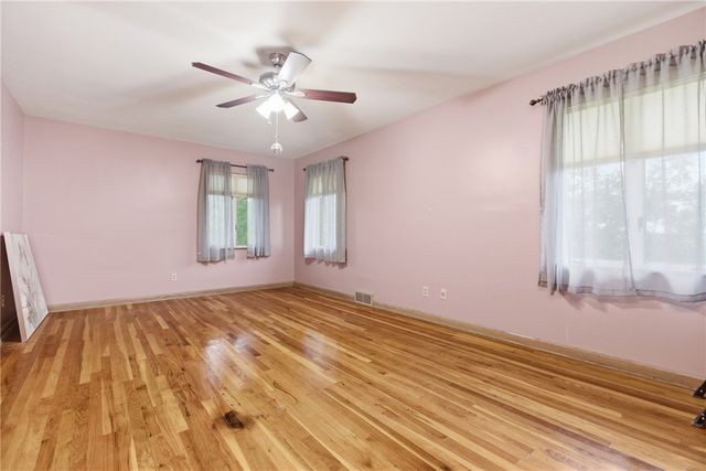 200 Marshall Dr, Mckeesport, PA 15132