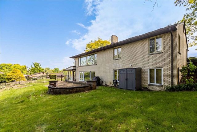 200 Marshall Dr, Mckeesport, PA 15132