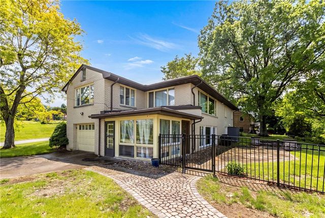 200 Marshall Dr, Mckeesport, PA 15132