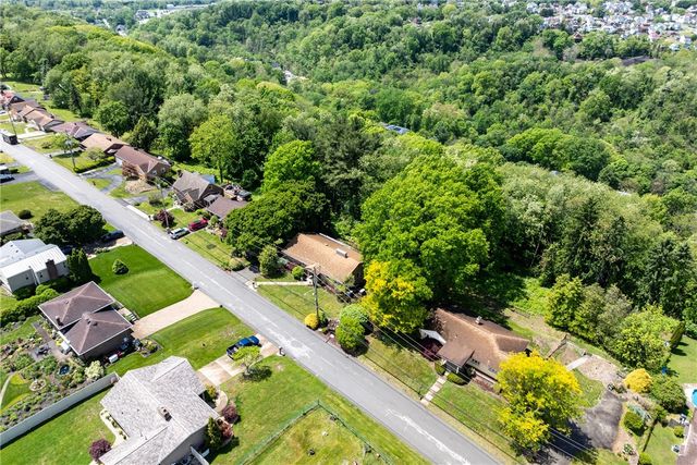200 Marshall Dr, Mckeesport, PA 15132