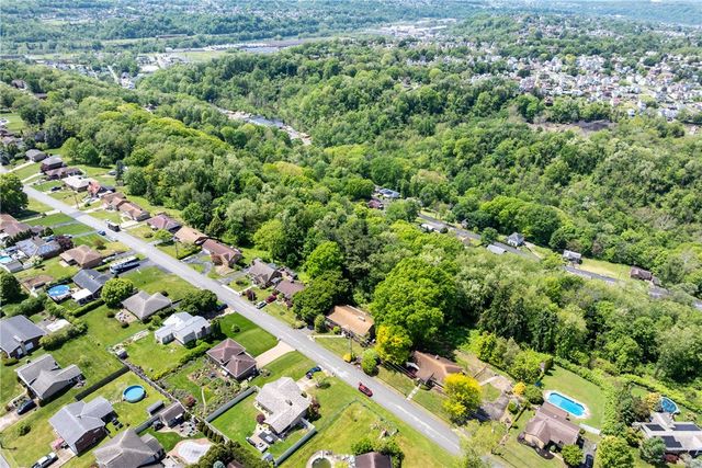 200 Marshall Dr, Mckeesport, PA 15132
