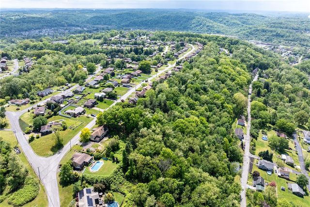 200 Marshall Dr, Mckeesport, PA 15132