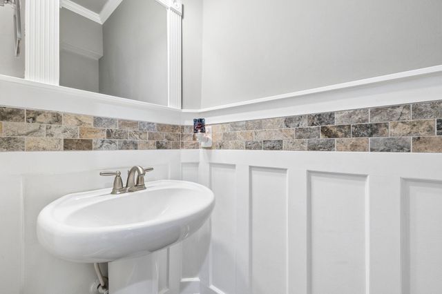 4495 CORRAL RD, Warrenton, VA 20187