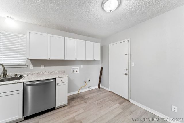 826 N Owalla Avenue, Claremore, OK 74017
