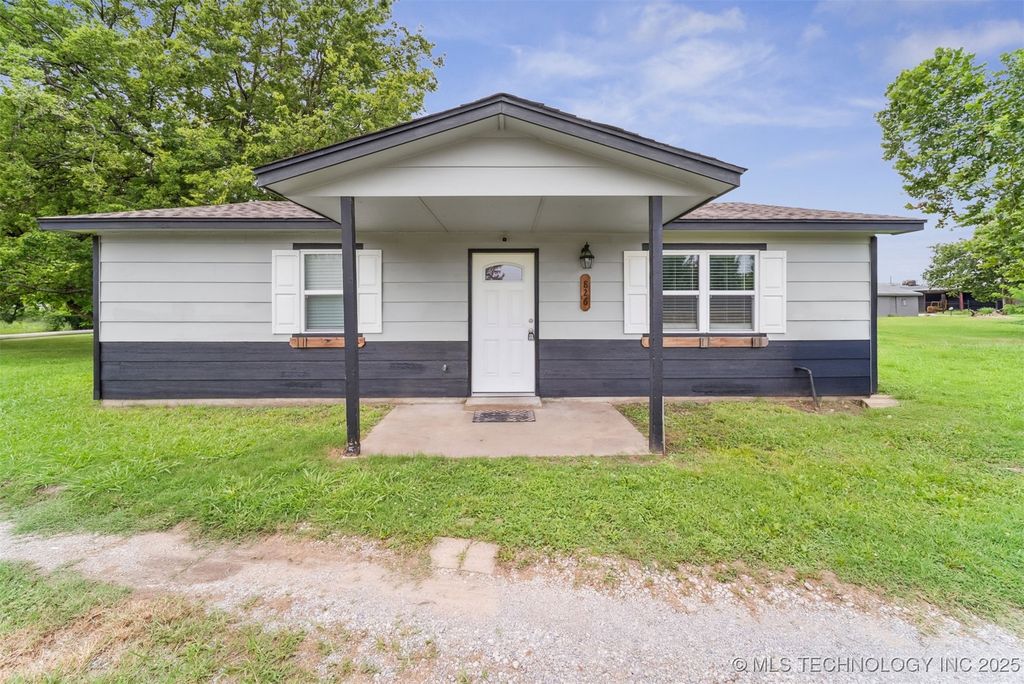 826 N Owalla Avenue, Claremore, OK 74017