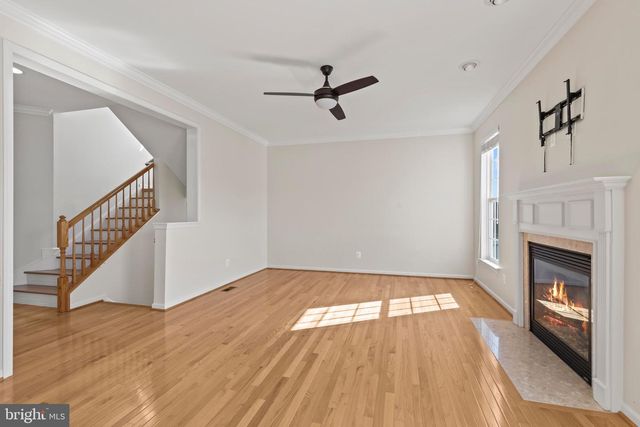 2460 FIVE FATHOM CIR, Woodbridge, VA 22191