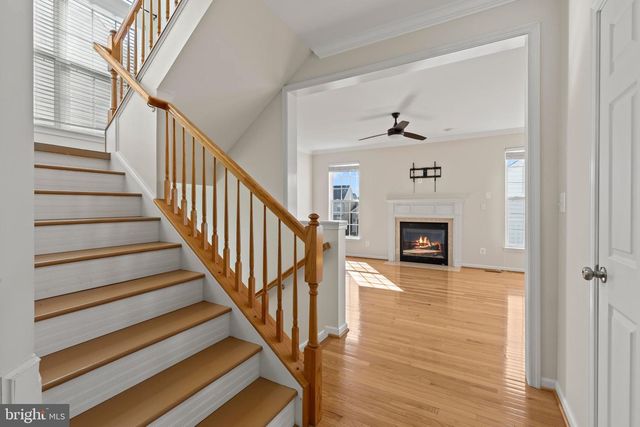 2460 FIVE FATHOM CIR, Woodbridge, VA 22191