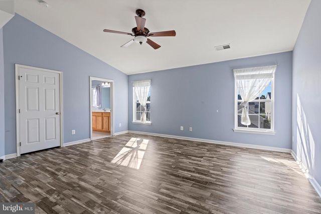 2460 FIVE FATHOM CIR, Woodbridge, VA 22191