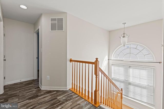 2460 FIVE FATHOM CIR, Woodbridge, VA 22191