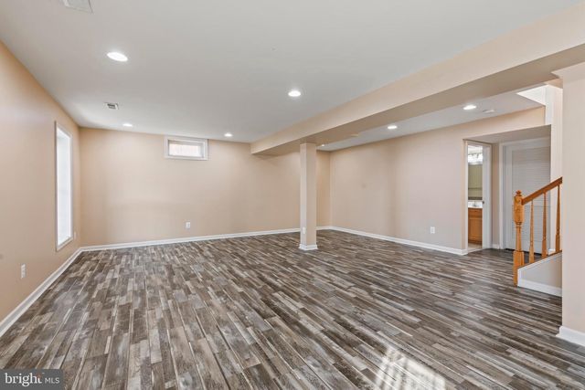 2460 FIVE FATHOM CIR, Woodbridge, VA 22191