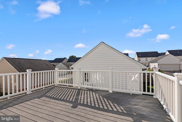 2460 FIVE FATHOM CIR, Woodbridge, VA 22191