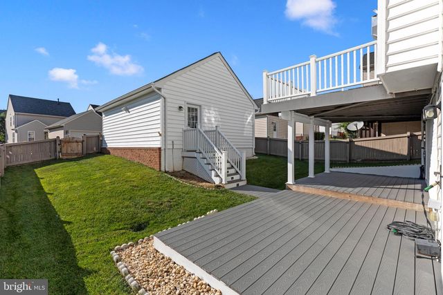 2460 FIVE FATHOM CIR, Woodbridge, VA 22191