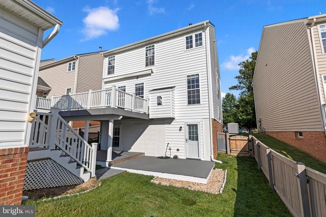 2460 FIVE FATHOM CIR, Woodbridge, VA 22191