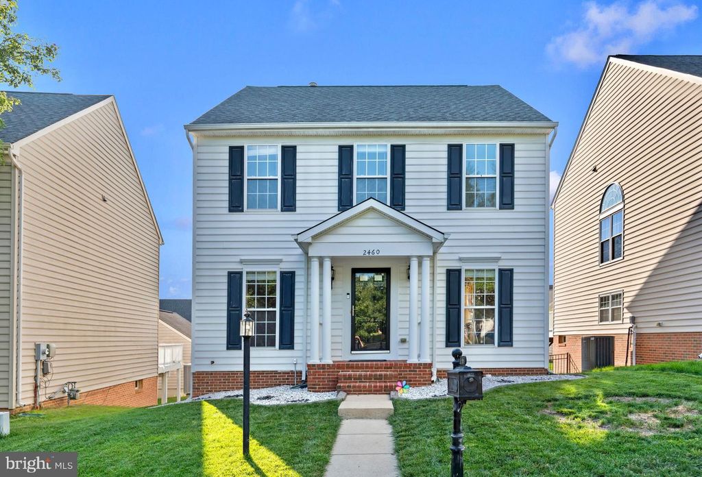 2460 FIVE FATHOM CIR, Woodbridge, VA 22191