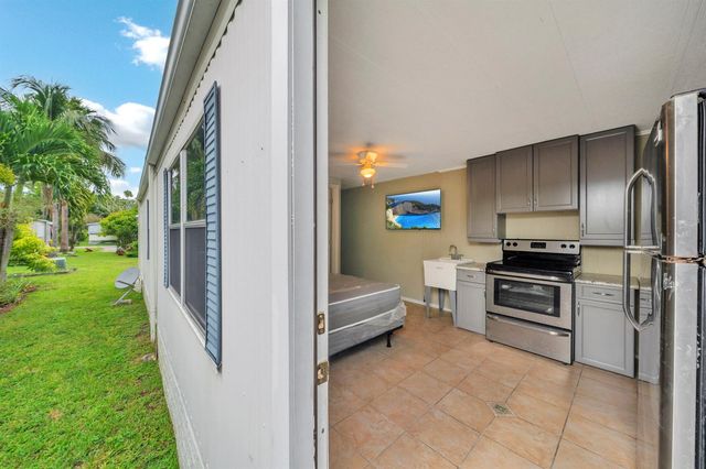 6705 NW 29th Court, Margate, FL 33063