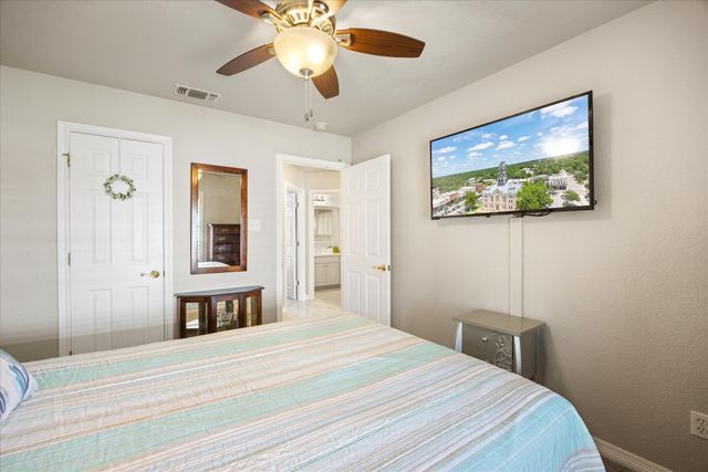 3226 Sunrise Court, Granbury, TX 76048