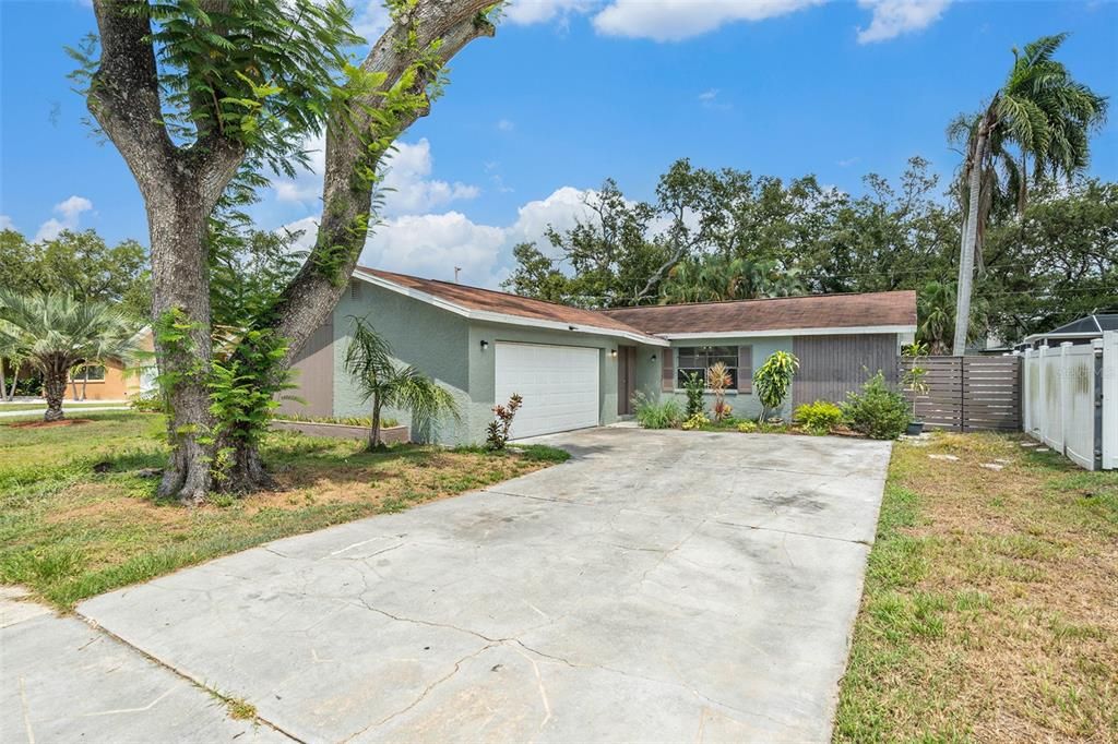 2846 EAGLE RUN CIRCLE E, Clearwater, FL 33760
