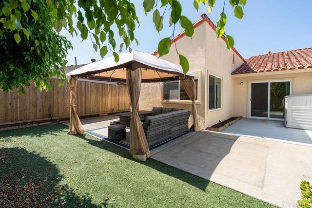 6408 Camino Del Parque, Carlsbad, CA 92011