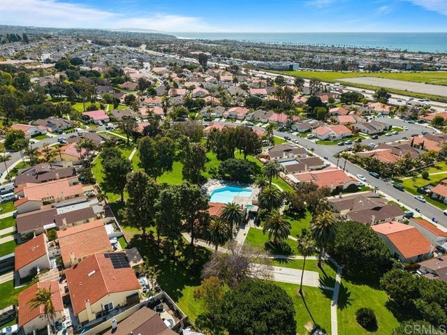 6408 Camino Del Parque, Carlsbad, CA 92011