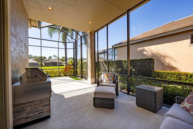 8829 One Putt Place, Port St. Lucie, Port St Lucie, FL 34986