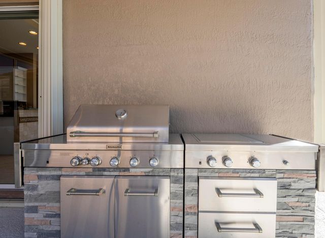 8829 One Putt Place, Port St. Lucie, Port St Lucie, FL 34986