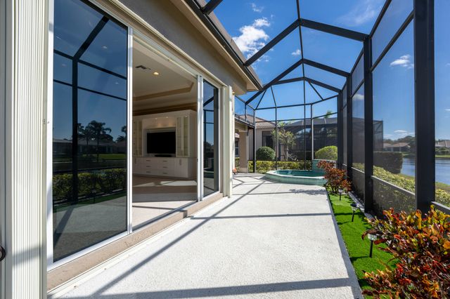 8829 One Putt Place, Port St. Lucie, Port St Lucie, FL 34986