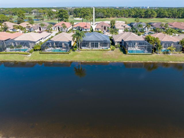 8829 One Putt Place, Port St. Lucie, Port St Lucie, FL 34986