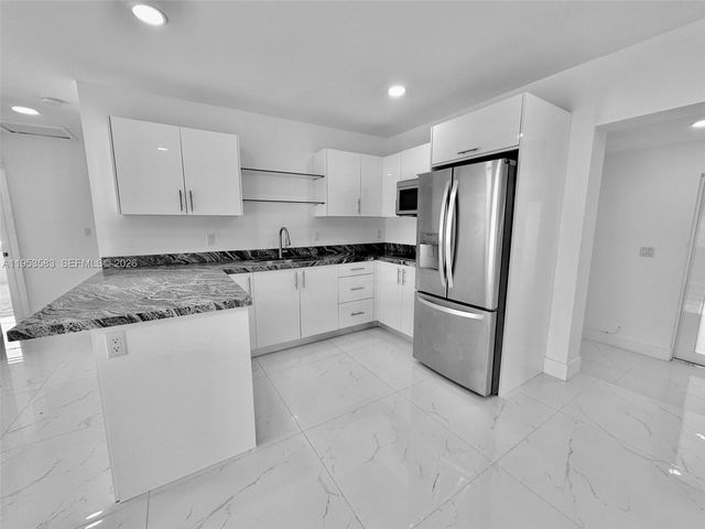 2722 SW 5th St, Miami, FL 33135