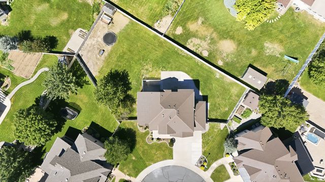 1427 N NARRA PL, Pleasant Grove, UT 84062