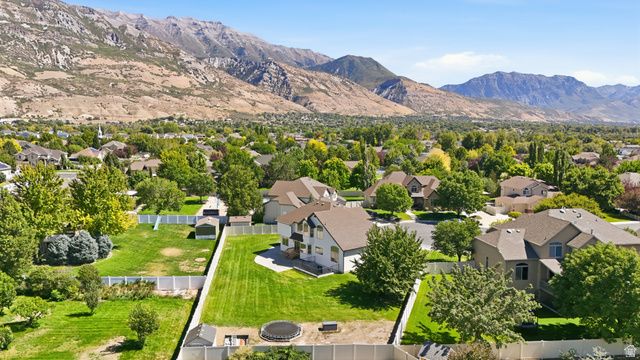 1427 N NARRA PL, Pleasant Grove, UT 84062